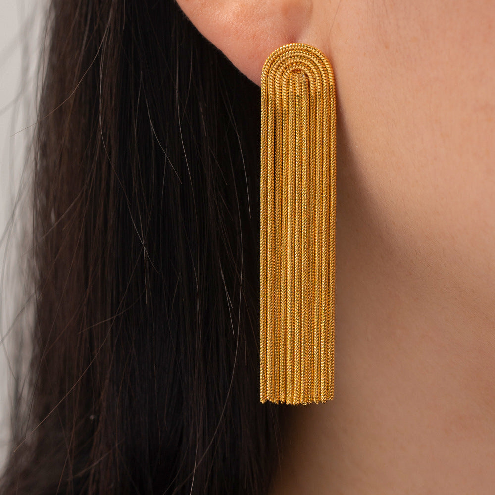 18k Gold Fashion Simple Tassel Design Versatile Earrings