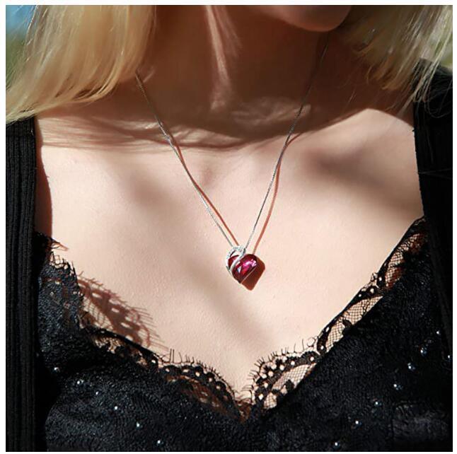 N7.Heart Crystal Clavicle Chain - Elle Royal Jewelry
