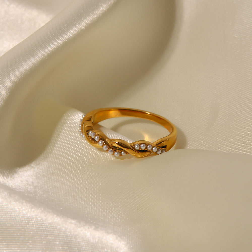 18K Gold Fashion Braided Twist Design Light Luxury Style Ring