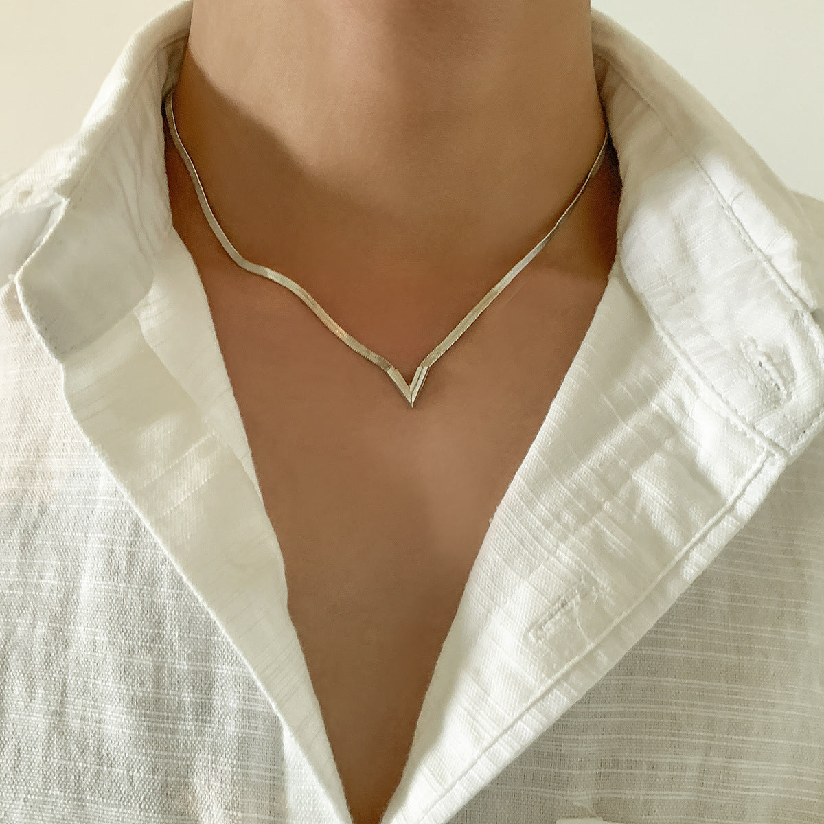 Men Fashion Simple V-Shaped Flat Snake Chain Necklace