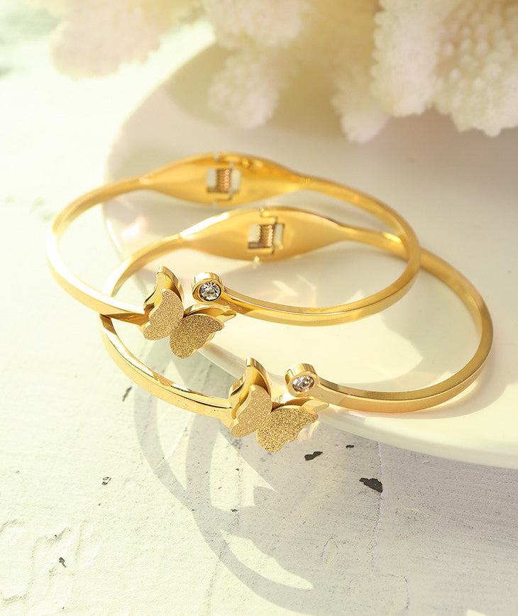 18K gold exquisite butterfly design with zircon opening versatile jewelry