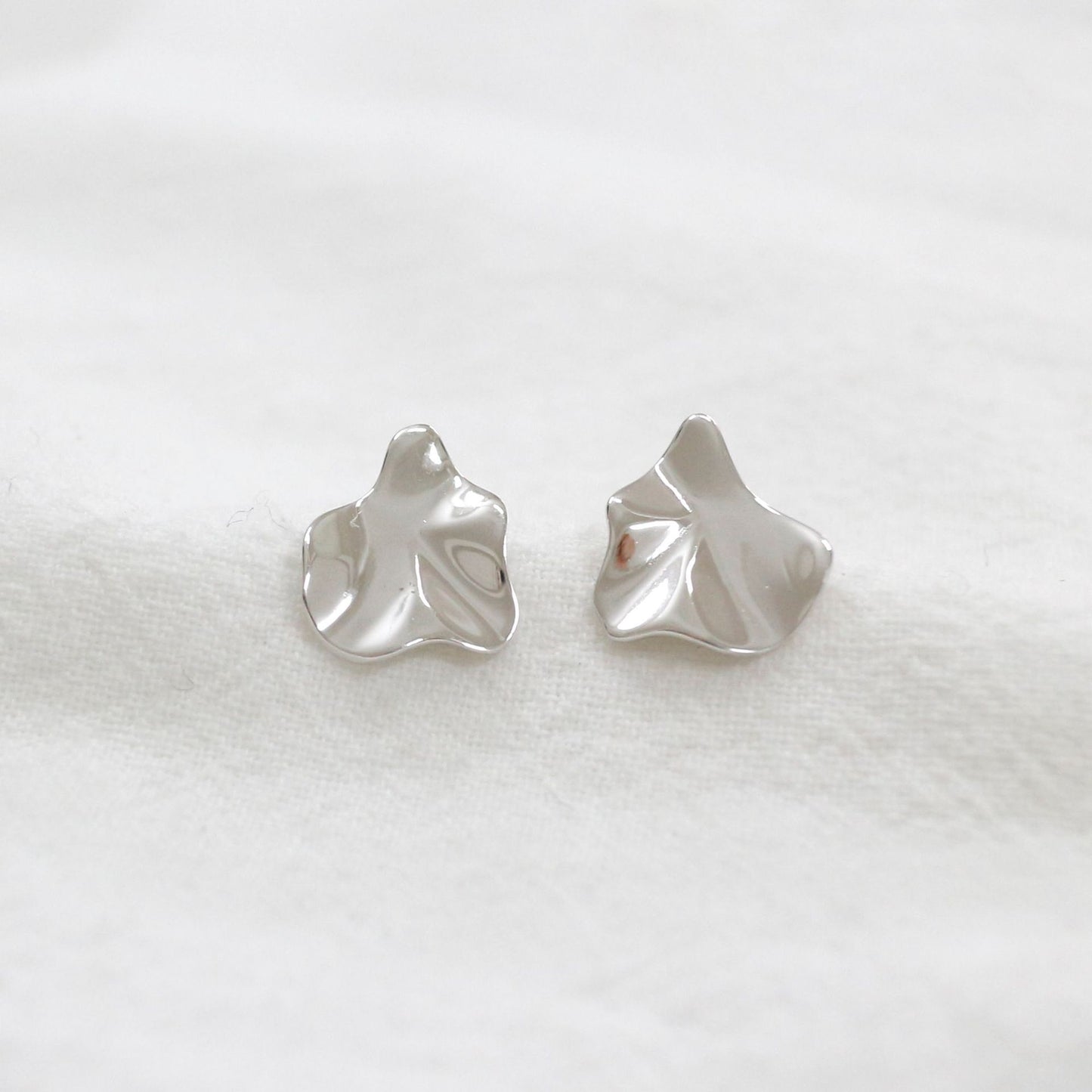 Simple Asymmetric Leaves 925 Sterling Silver Studs Earrings