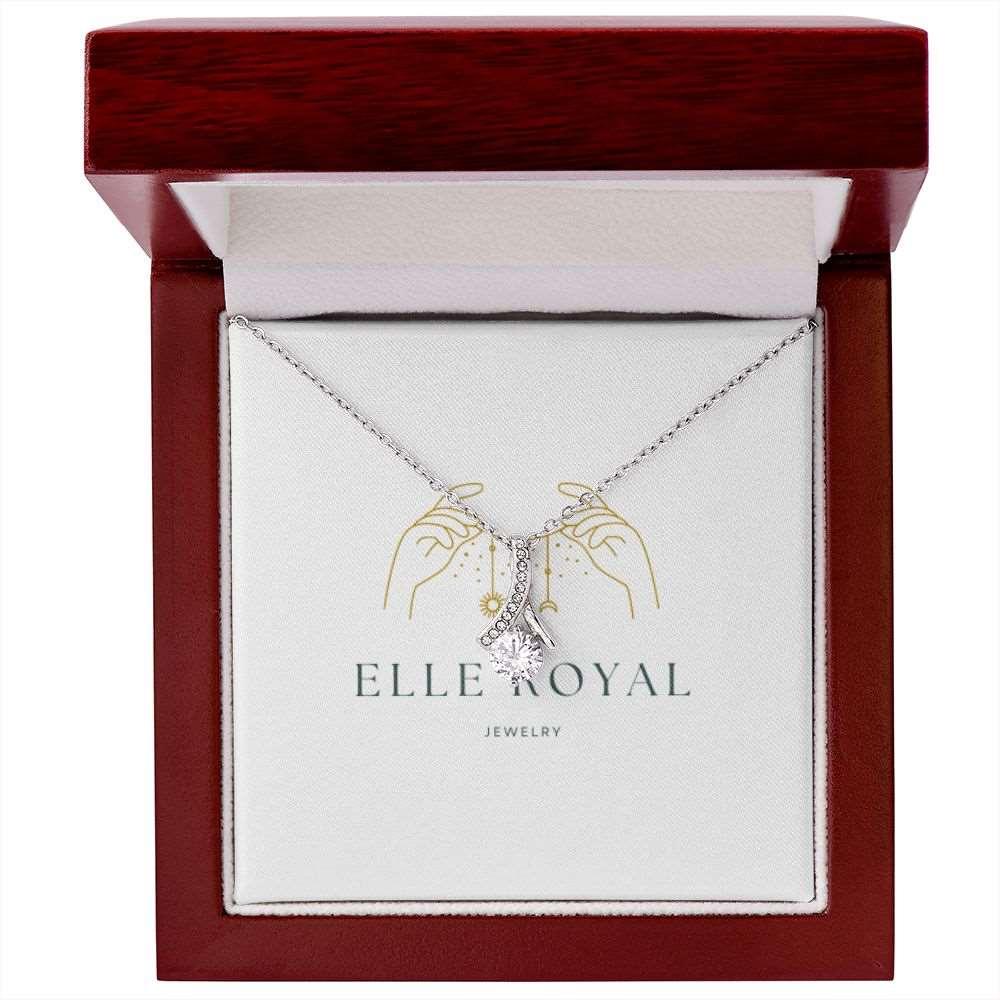 Elle Royal Alluring Beauty Necklace