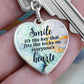 Smile Graphic Heart Keychain (Silver)