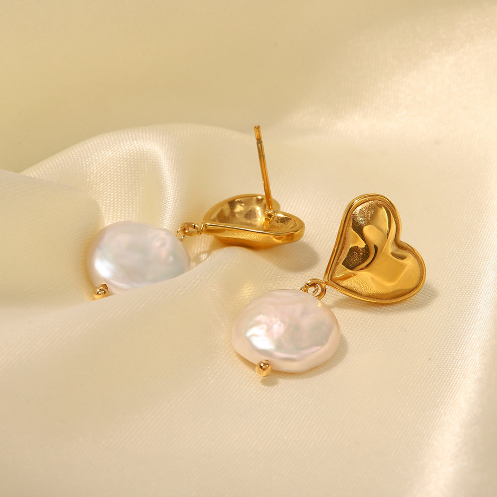 18K Gold Light Luxury Retro Style Heart with Baroque Pearl Design Pendant Earrings