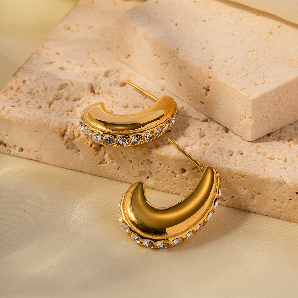 18K Gold Exquisite Fashion Diamond Design Light Luxury Feng Versatile Earrings