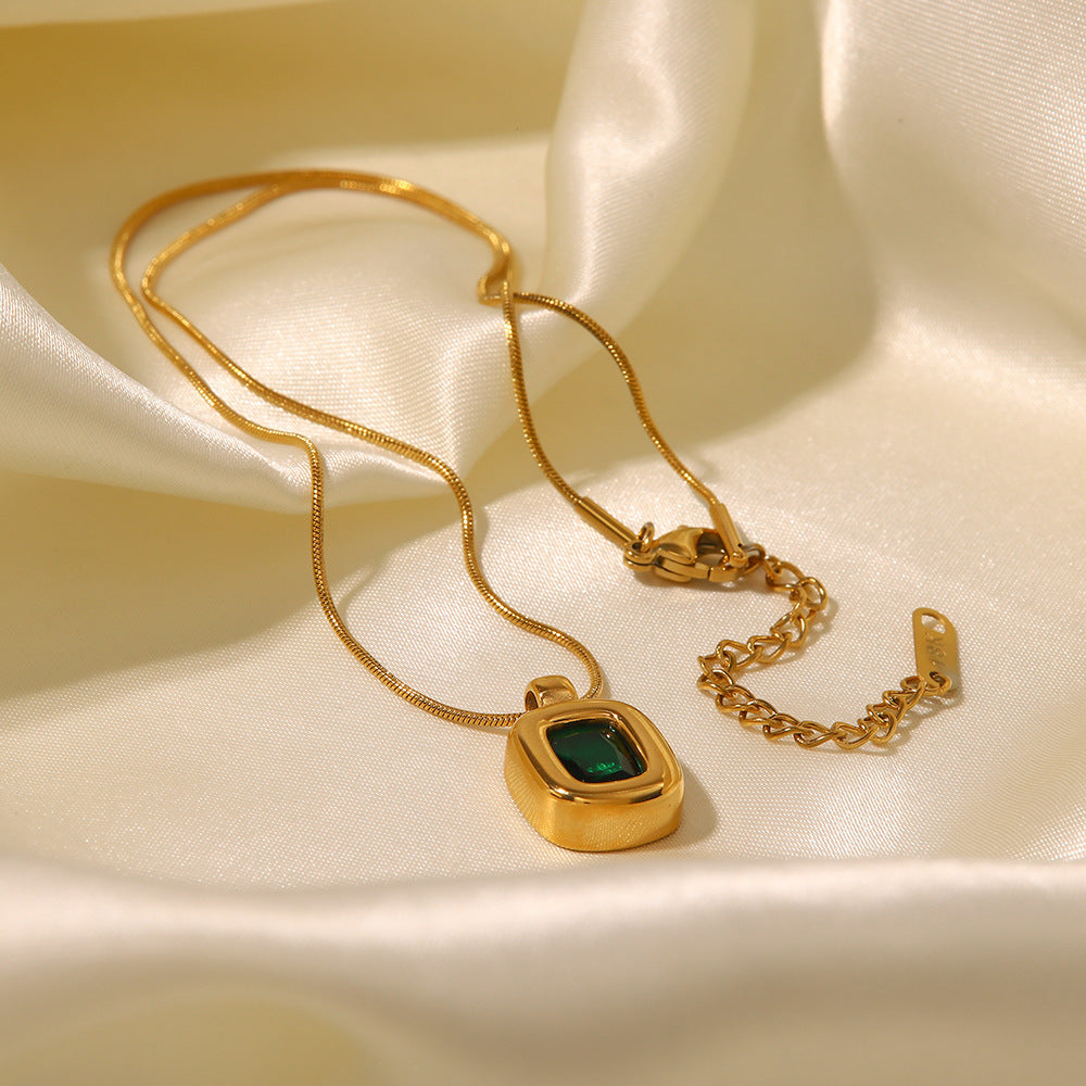 18 Karat Gold Zarte Fashion Set Grüne Zirkon-Anhänger-Halskette