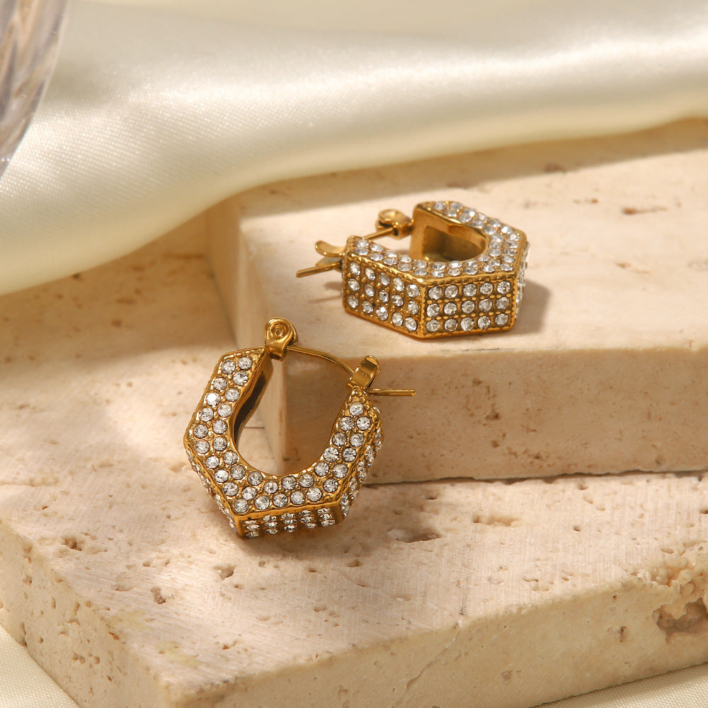 18K Gold Fashion Light Luxury Geometric Inlaid White Diamond Hollow Design Versatile Earrings