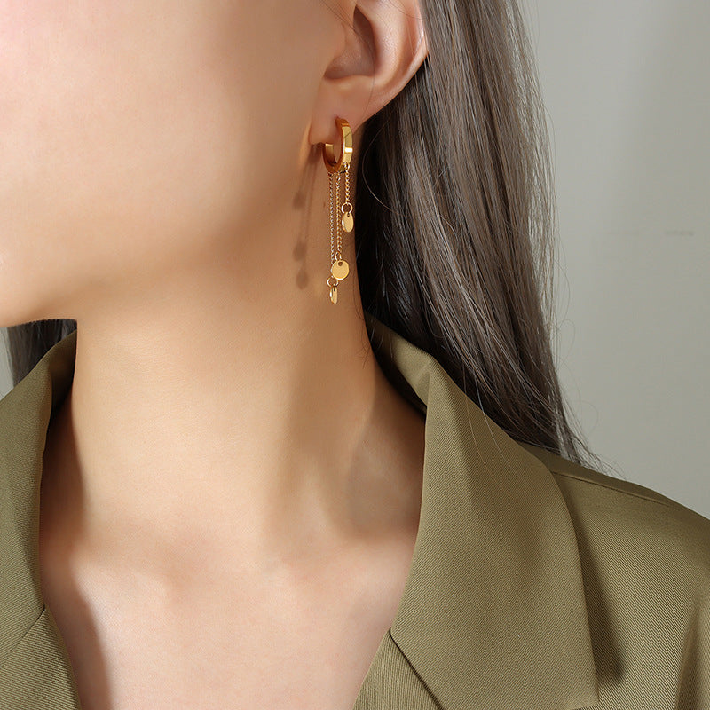 18k Gold Simple and Exquisite Geometric Disc Tassel Design Earrings